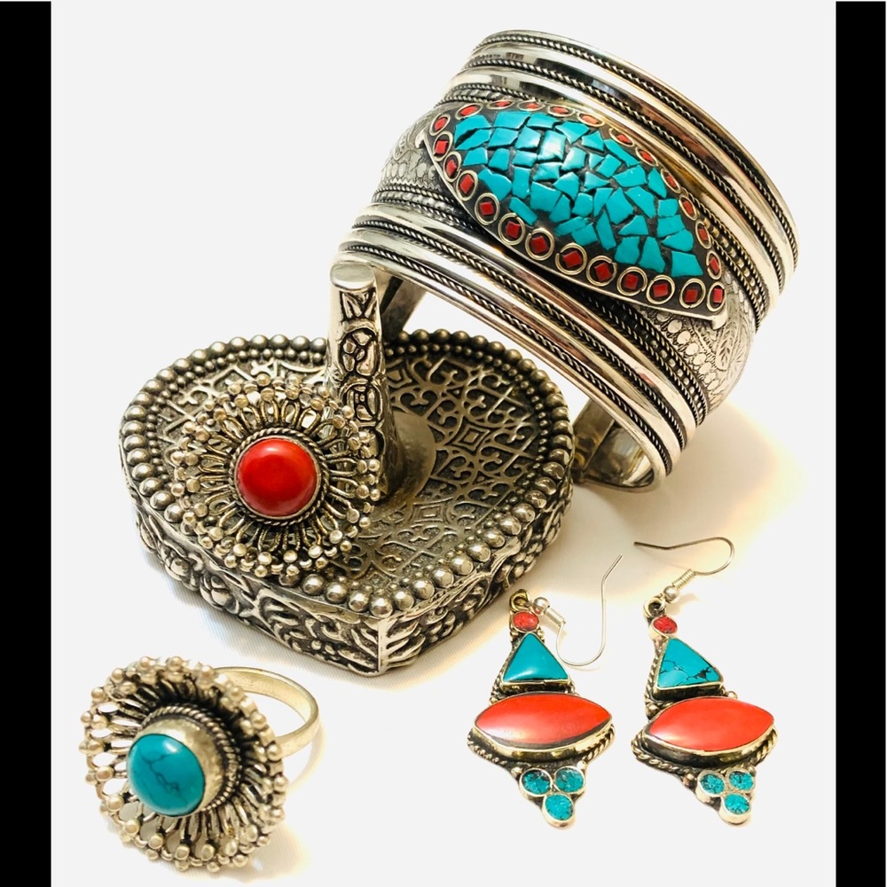 Himalayan Jewelry bracelet sets - Picture 2 of 8